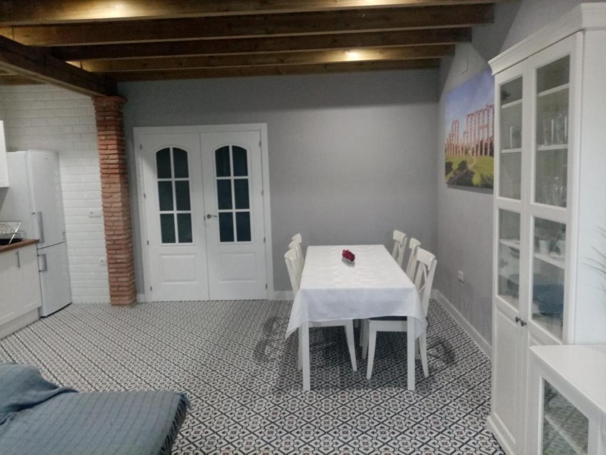 Casa Rural La Plata Aljucen Bagian luar foto